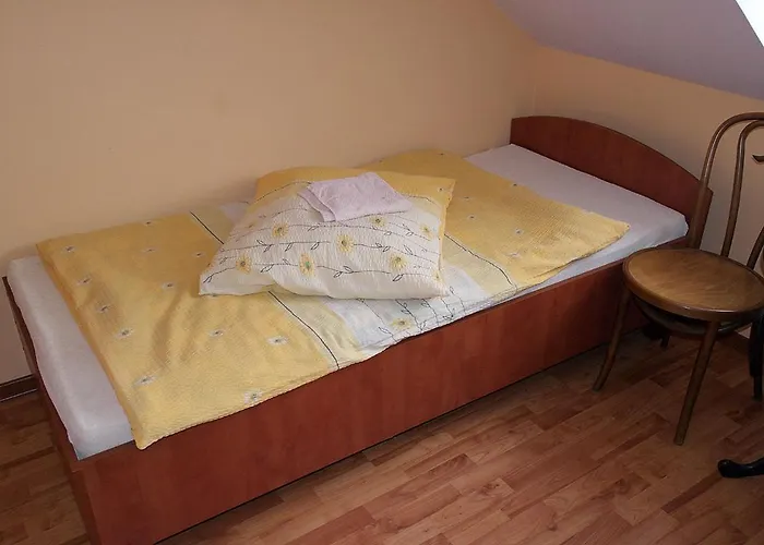 Skorpion Rzeniszów Estalagem